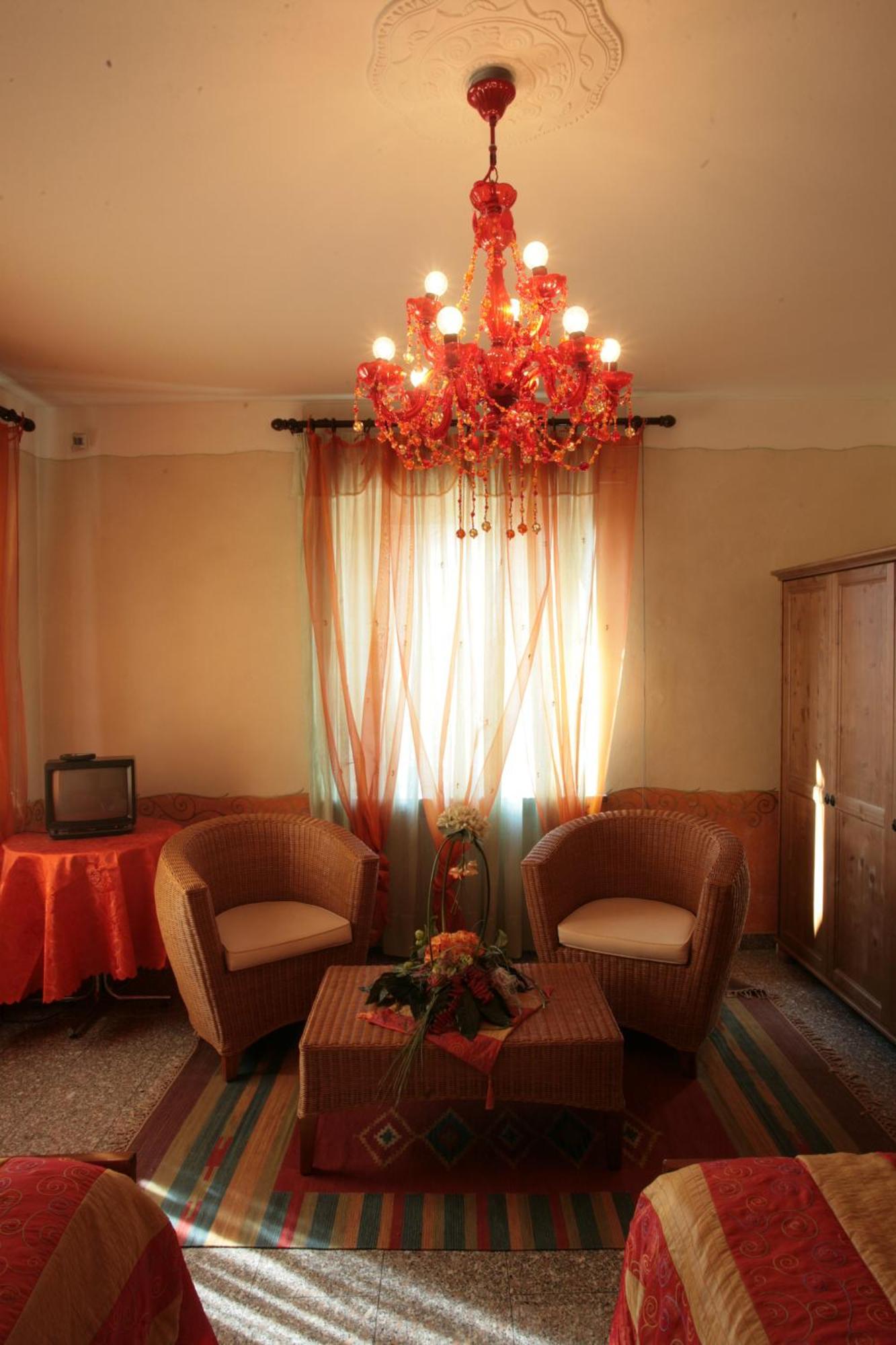 & Grossa Hotel 3*
