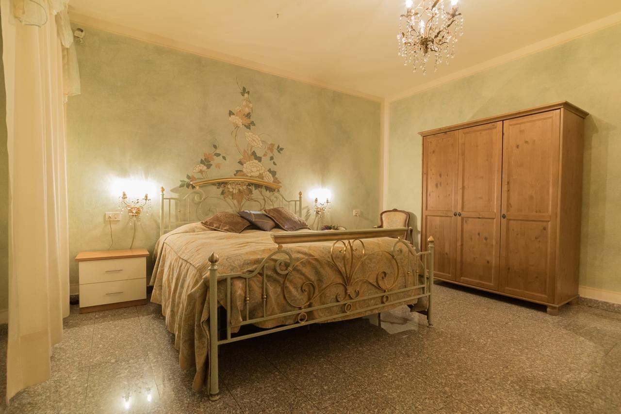 & Grossa 3*